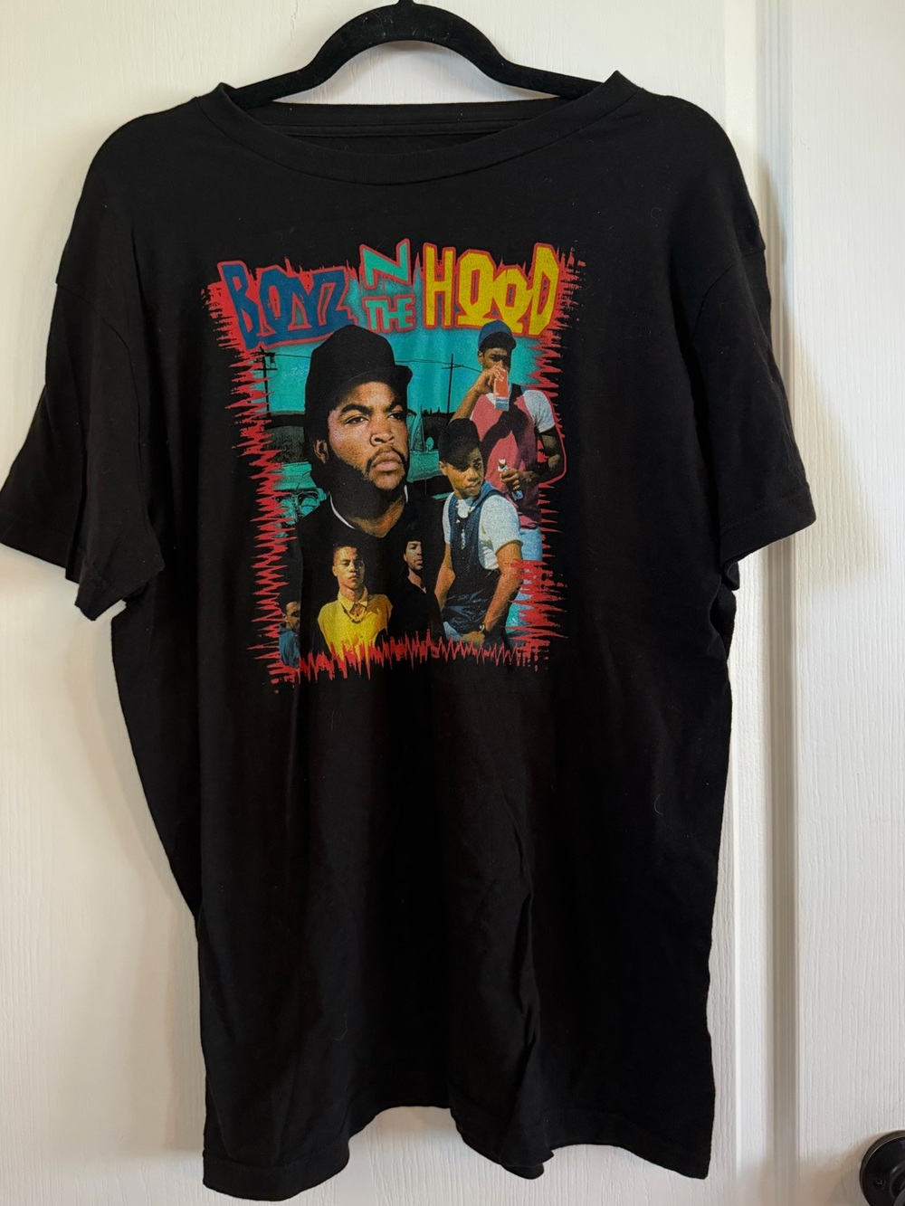 Boyz N the Hood Graphic Tee - w/All 6 Stars Multicolor Print  Sz L